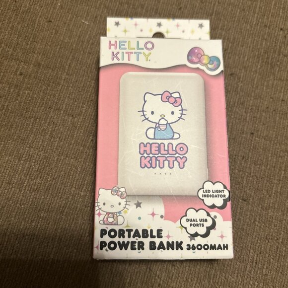 Hello Kitty Portable Power Bank 3600mAh USB Charger New White Pink Blue - Picture 2 of 7